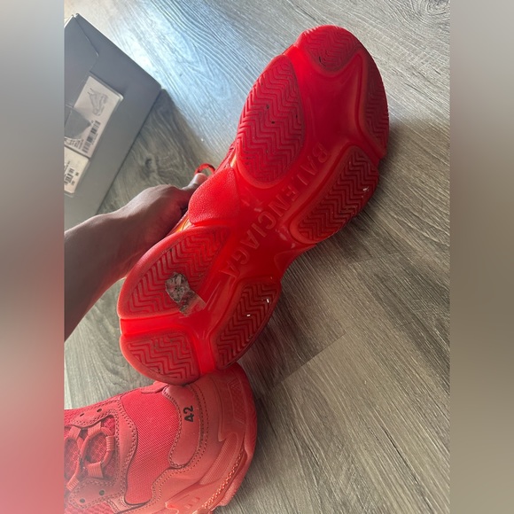 Size 42 men (9 men) Balenciagas - Picture 4 of 5